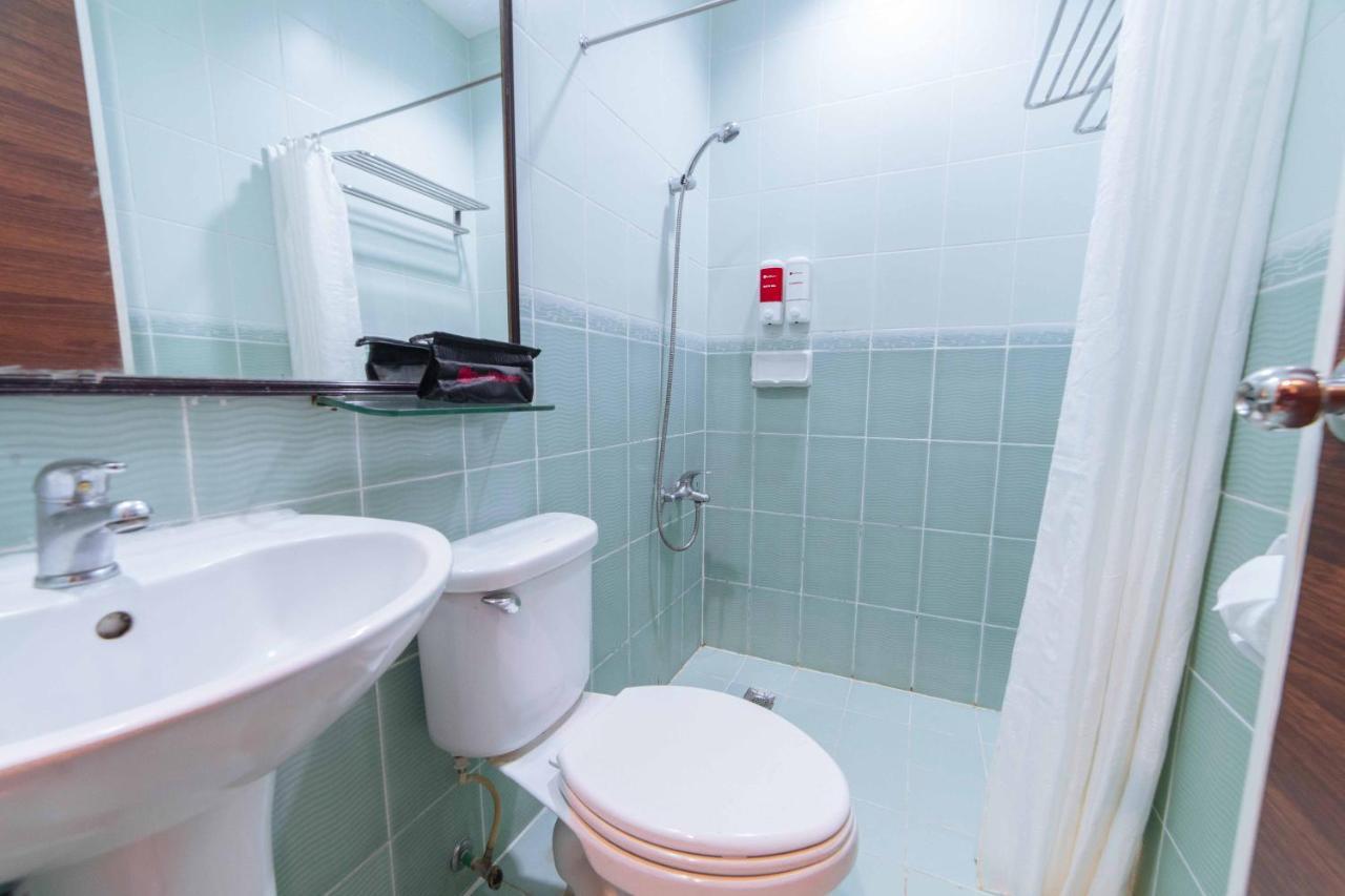 Hotel Reddoorz Premium @ The Ritz Garden Oases Davao Zewnętrze zdjęcie