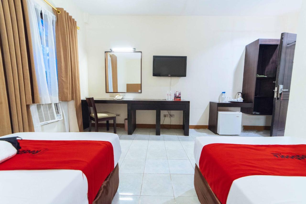 Hotel Reddoorz Premium @ The Ritz Garden Oases Davao Zewnętrze zdjęcie