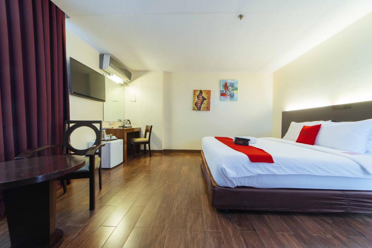 Hotel Reddoorz Premium @ The Ritz Garden Oases Davao Zewnętrze zdjęcie
