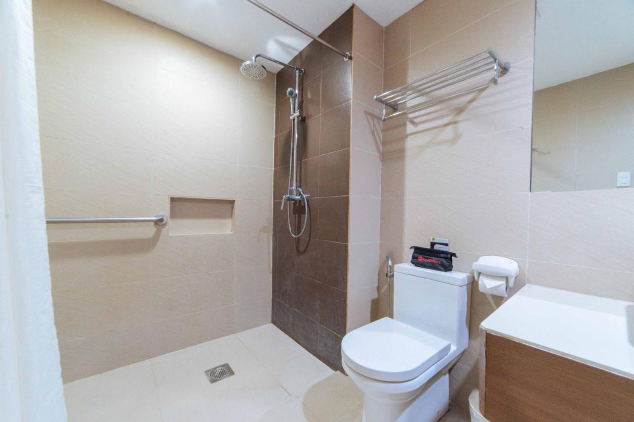 Hotel Reddoorz Premium @ The Ritz Garden Oases Davao Pokój zdjęcie