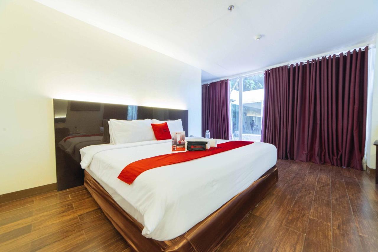 Hotel Reddoorz Premium @ The Ritz Garden Oases Davao Zewnętrze zdjęcie