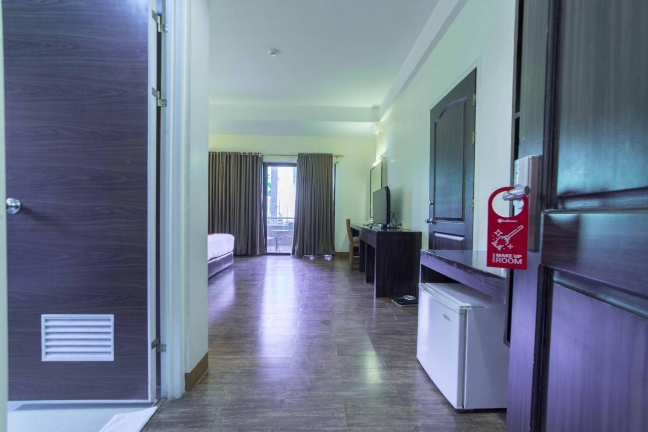 Hotel Reddoorz Premium @ The Ritz Garden Oases Davao Zewnętrze zdjęcie