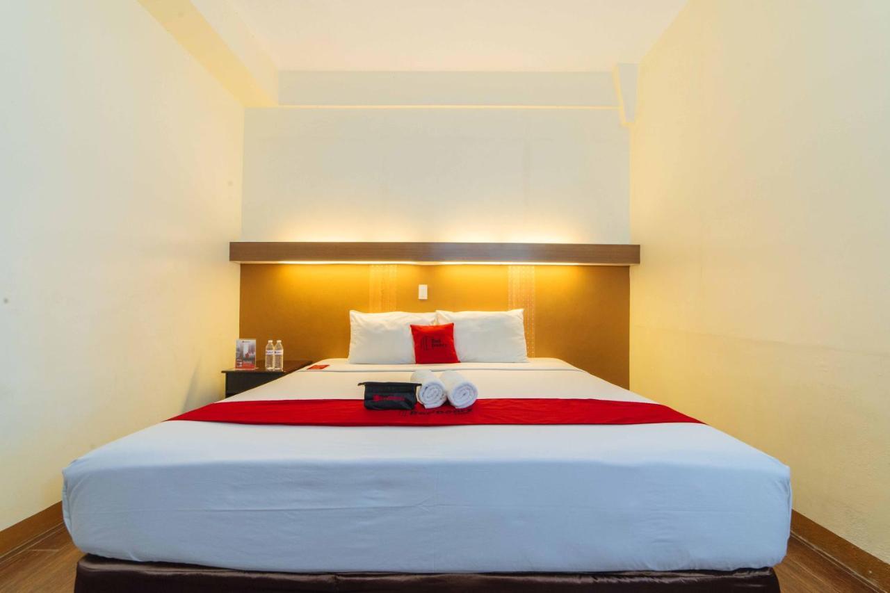 Hotel Reddoorz Premium @ The Ritz Garden Oases Davao Zewnętrze zdjęcie