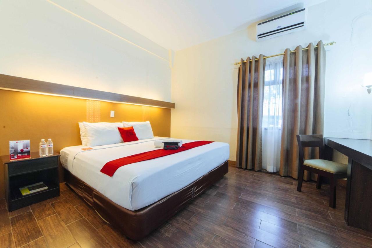 Hotel Reddoorz Premium @ The Ritz Garden Oases Davao Zewnętrze zdjęcie